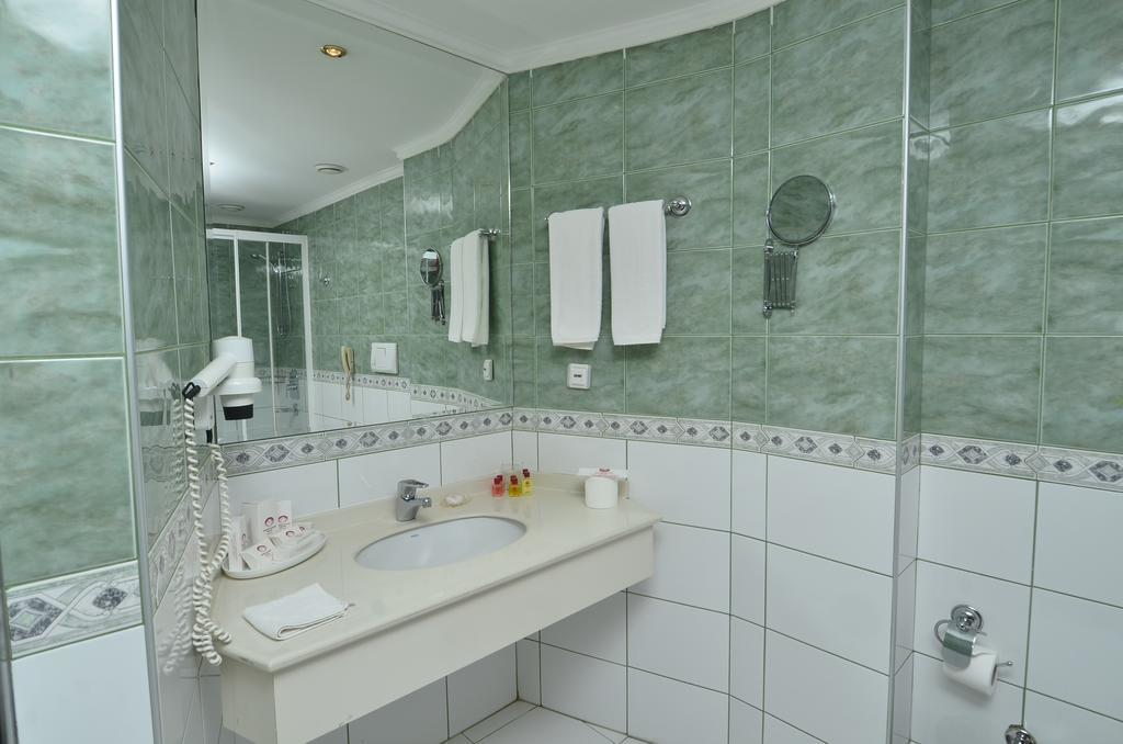 Akgun Elazig Hotel Ruang foto