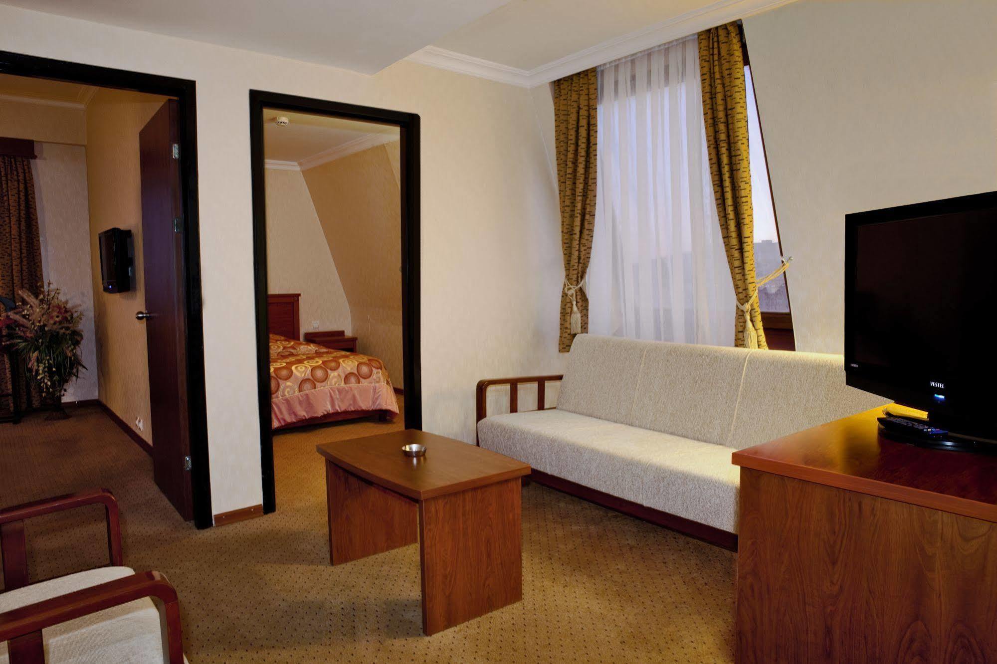 Akgun Elazig Hotel Bagian luar foto