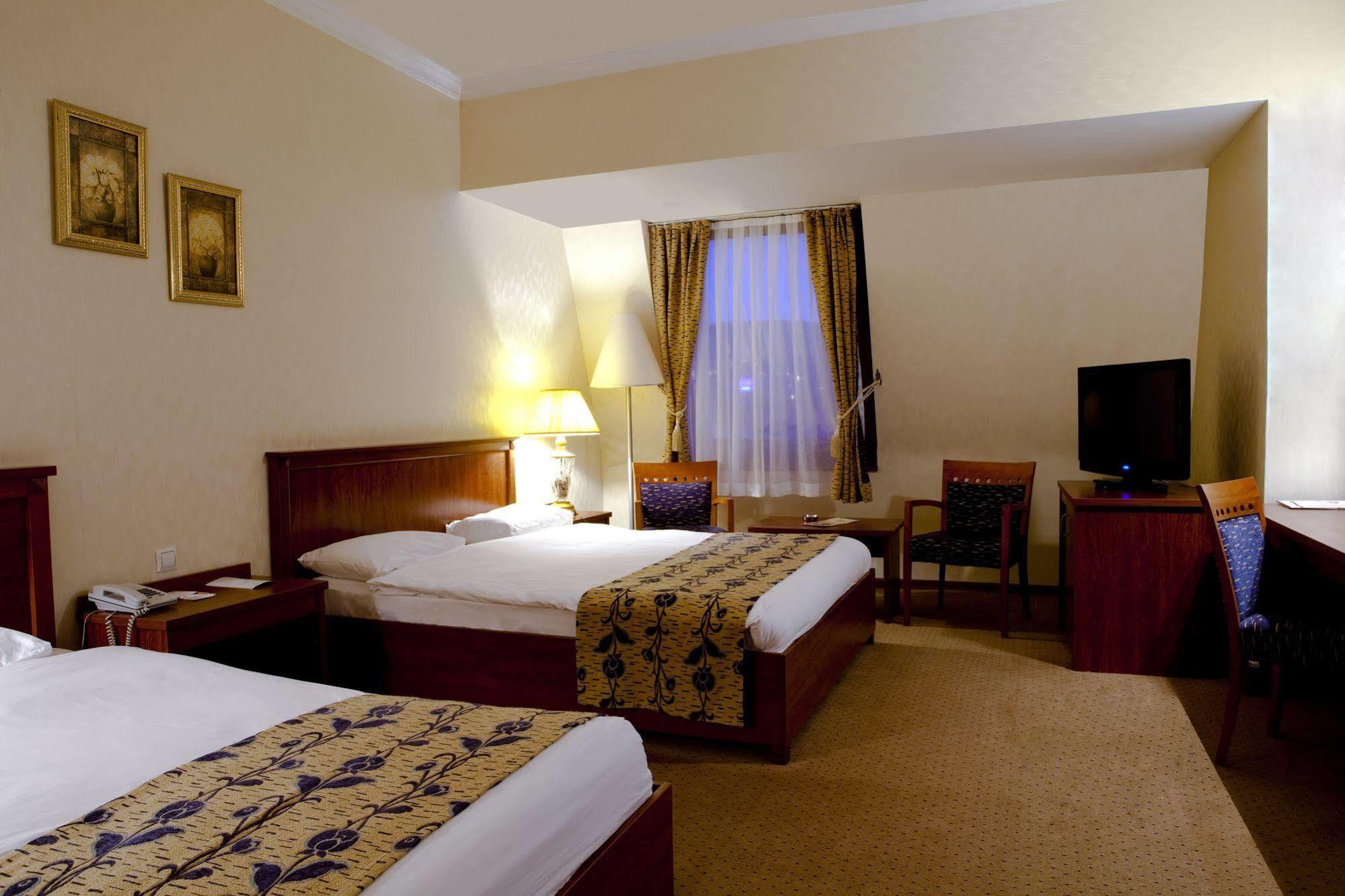 Akgun Elazig Hotel Bagian luar foto